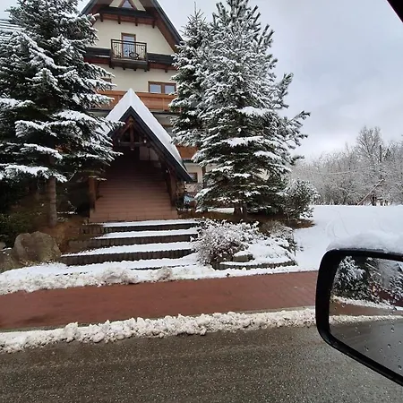 U Kosle Sauna I Bilard Couette-café Zakopane