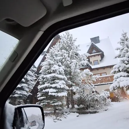 U Kosle Sauna I Bilard ベッド・アンド・ブレックファスト 3*