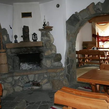 Couette-café U Kosle Sauna I Bilard 3*